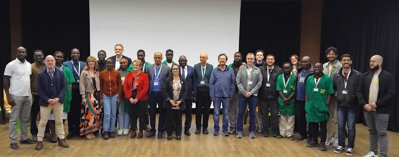 S&eacute;minaire coop&eacute;ration internationale avril 2026 - La Roche-sur-Yon : photo de groupe